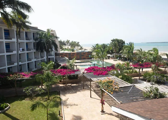 Giraffe Beach Hotel